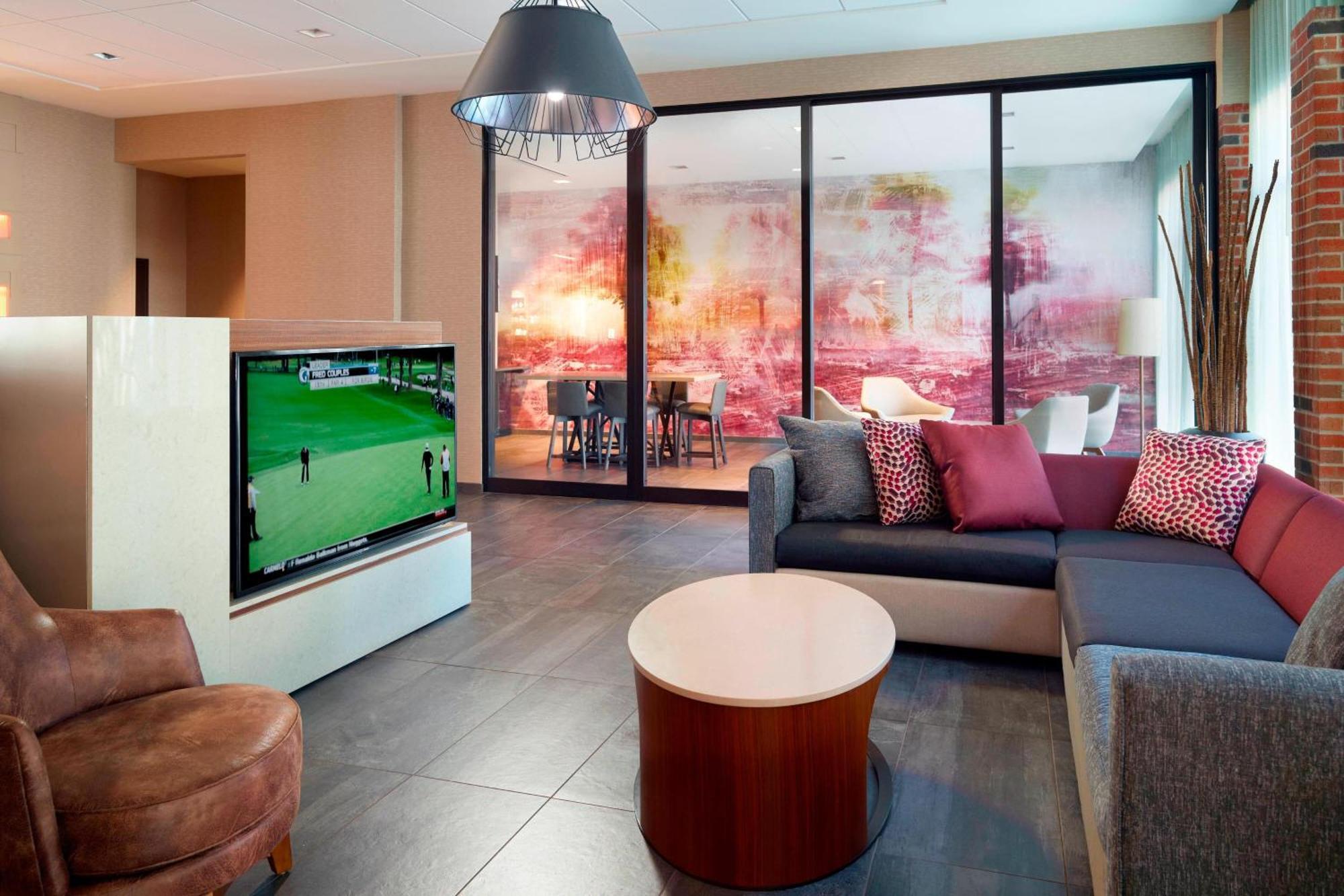 מלון Courtyard By Marriott לה גראנג' מראה חיצוני תמונה