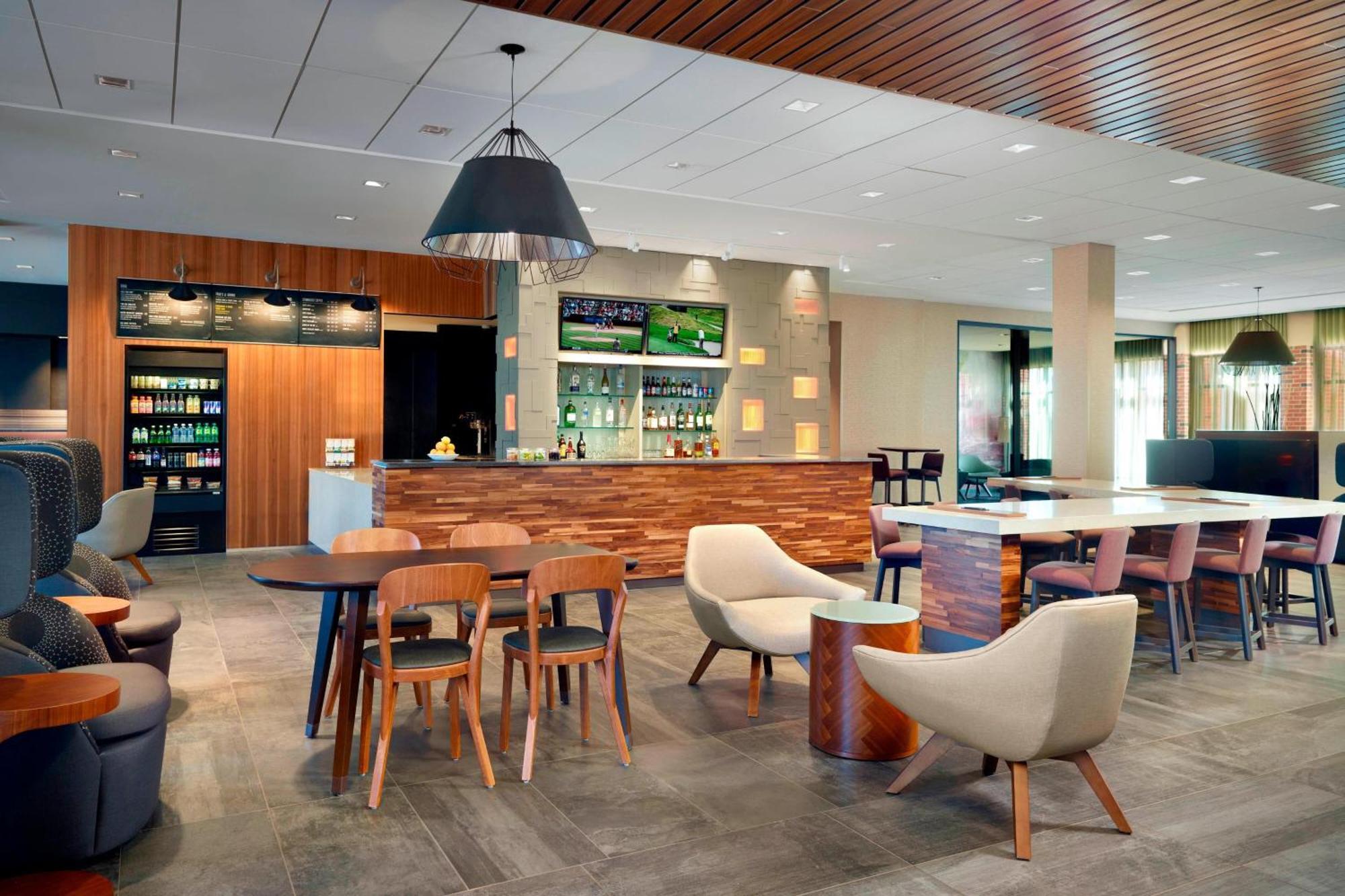 מלון Courtyard By Marriott לה גראנג' מראה חיצוני תמונה