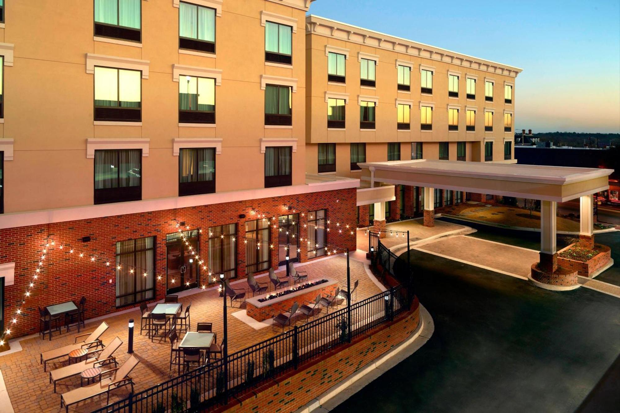 מלון Courtyard By Marriott לה גראנג' מראה חיצוני תמונה